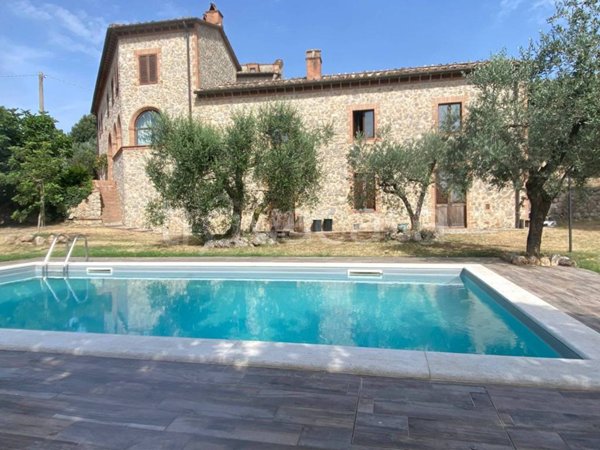 casa indipendente in vendita ad Amelia