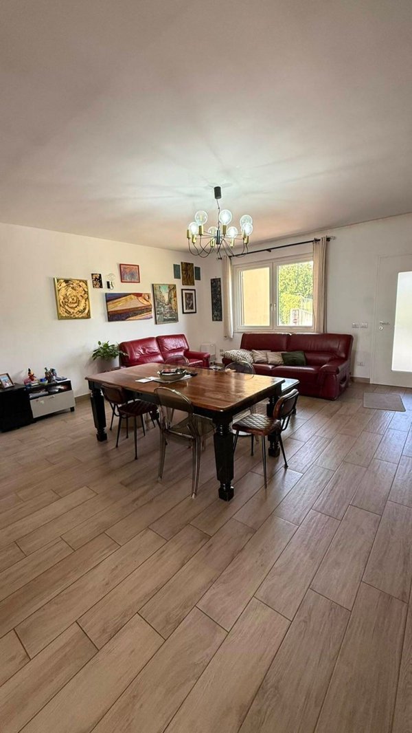 casa semindipendente in vendita ad Amelia