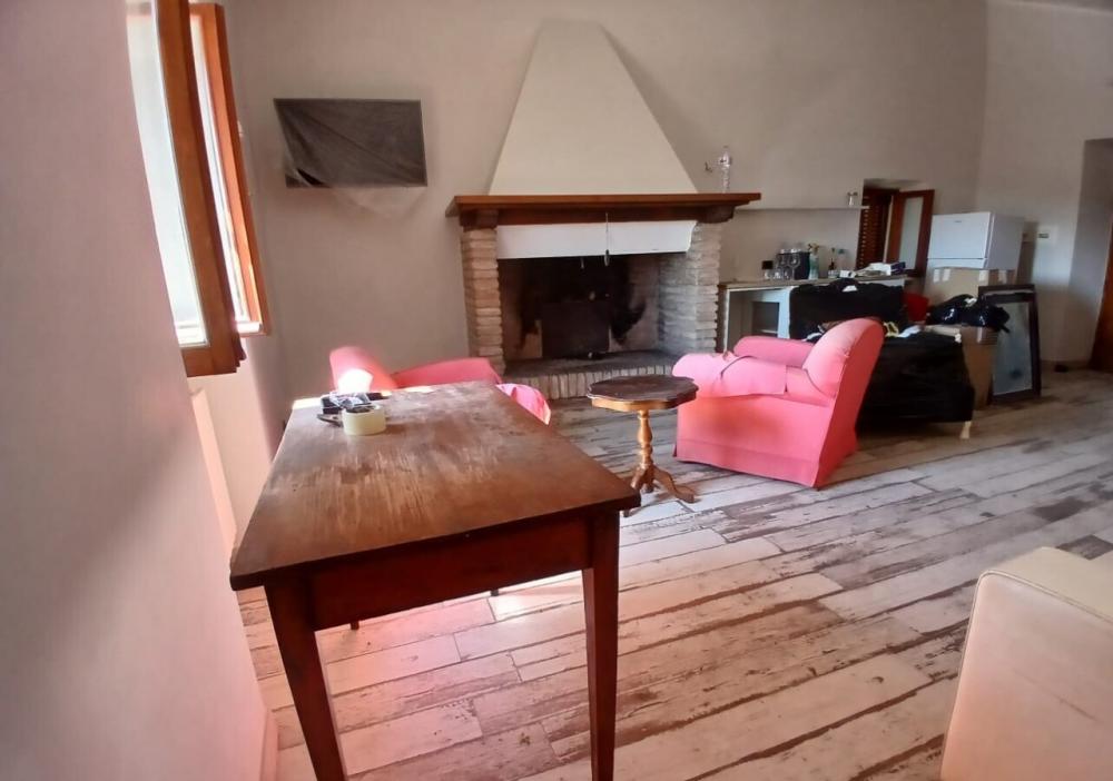 casa indipendente in vendita ad Amelia