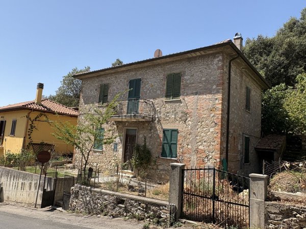 casa indipendente in vendita ad Amelia
