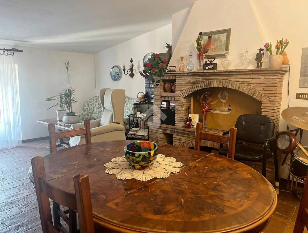 appartamento in vendita ad Amelia