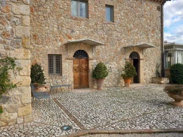 casa indipendente in vendita ad Amelia