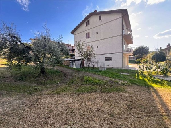 appartamento in vendita ad Amelia