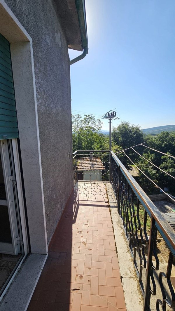 casa indipendente in vendita ad Amelia