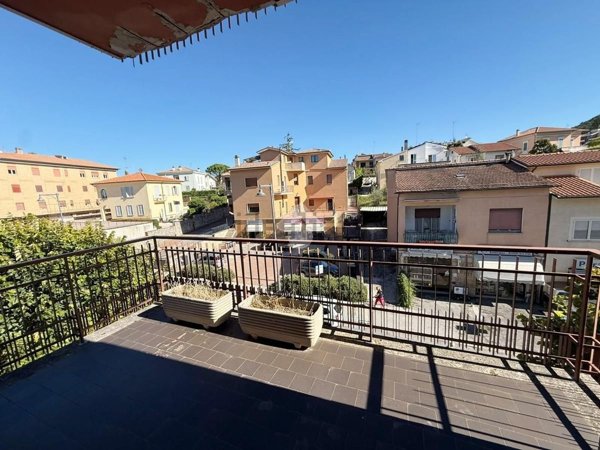 appartamento in vendita ad Amelia