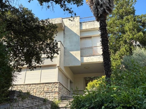 casa indipendente in vendita ad Amelia