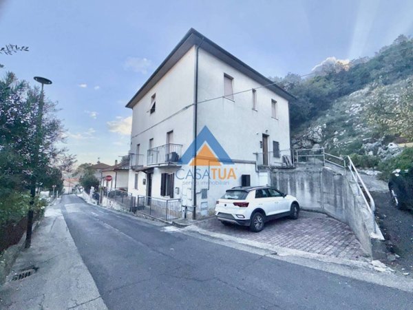 appartamento in vendita ad Amelia