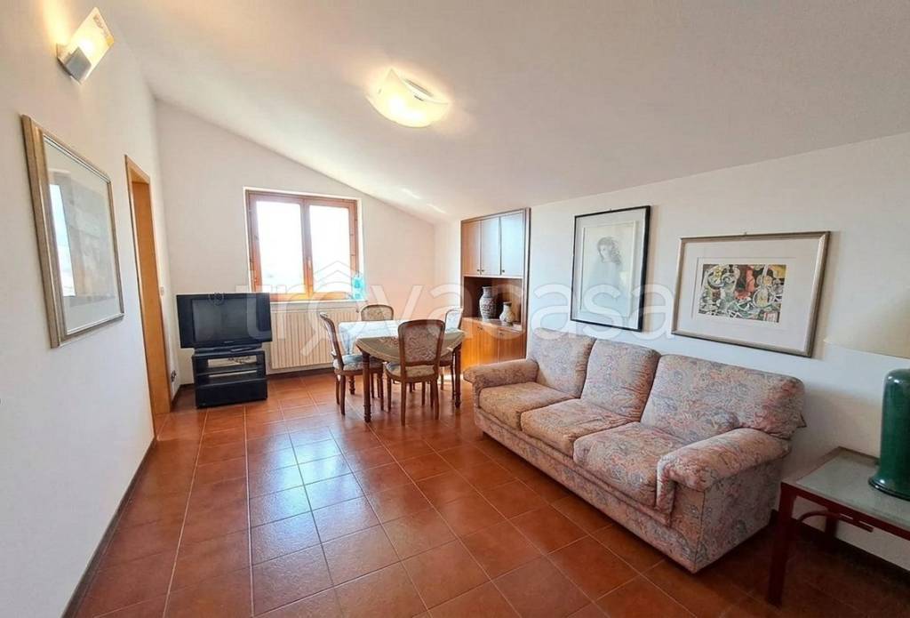 appartamento in vendita ad Amelia