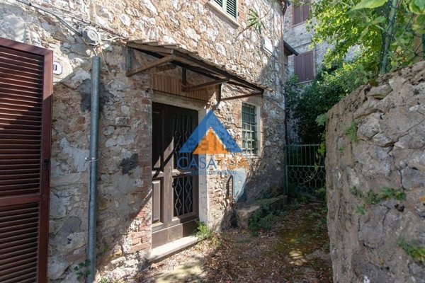 appartamento in vendita ad Amelia