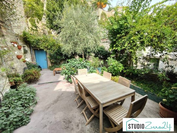 appartamento in vendita ad Amelia