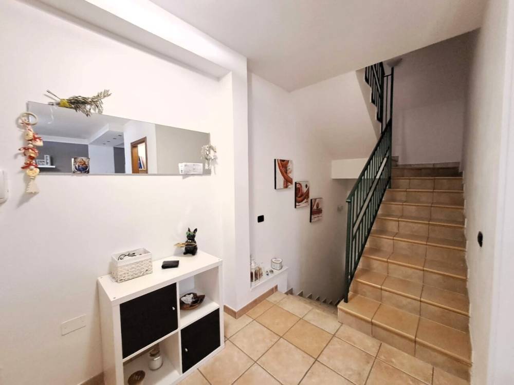 casa indipendente in vendita ad Amelia
