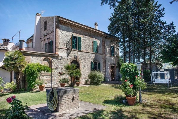 casa indipendente in vendita ad Amelia