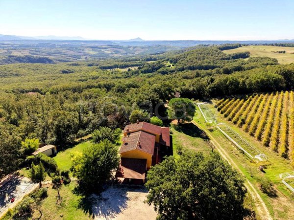 casa indipendente in vendita ad Amelia