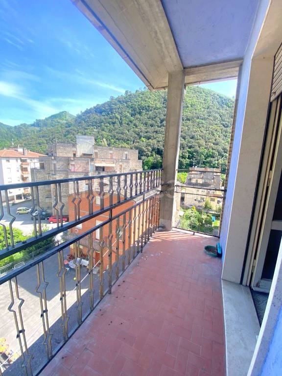 appartamento in vendita ad Arrone