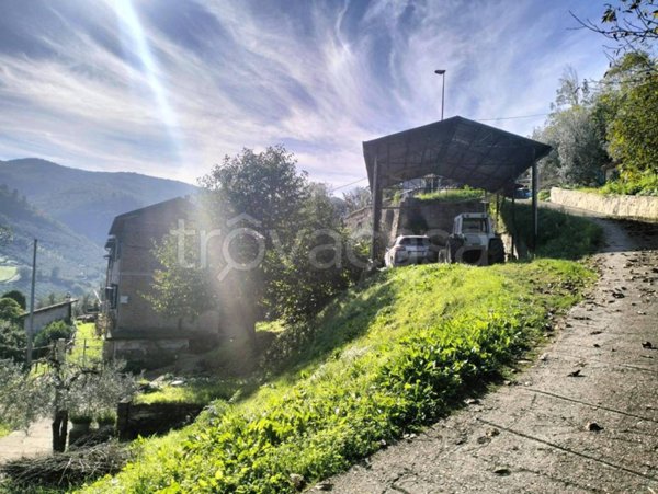 casa indipendente in vendita ad Arrone