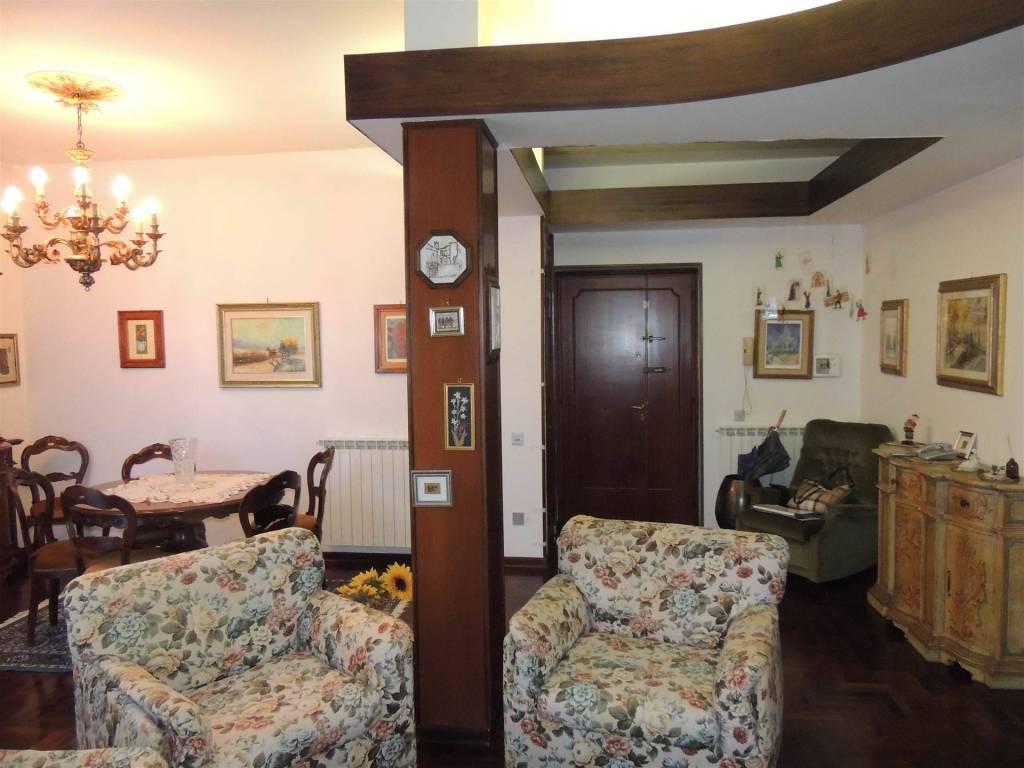 appartamento in vendita ad Arrone