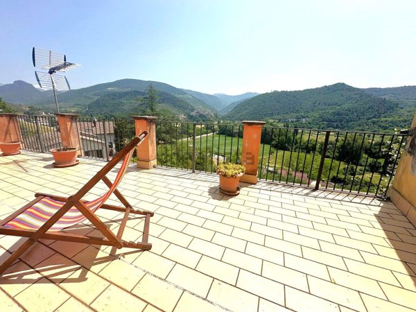 appartamento in vendita ad Arrone