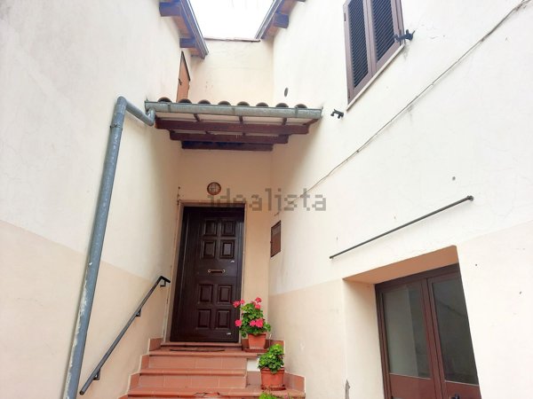 appartamento in vendita ad Arrone