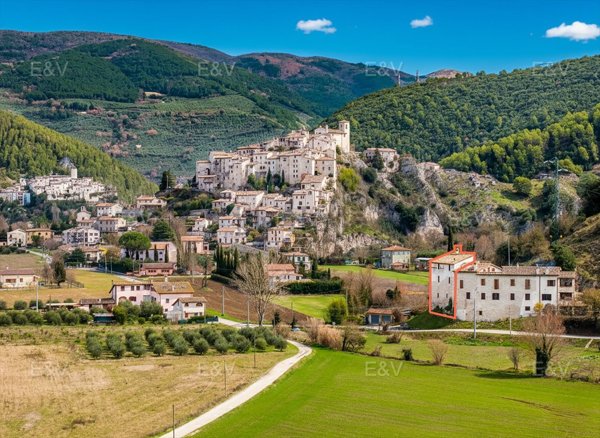 casa indipendente in vendita ad Arrone