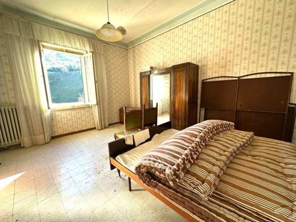 casa indipendente in vendita ad Arrone