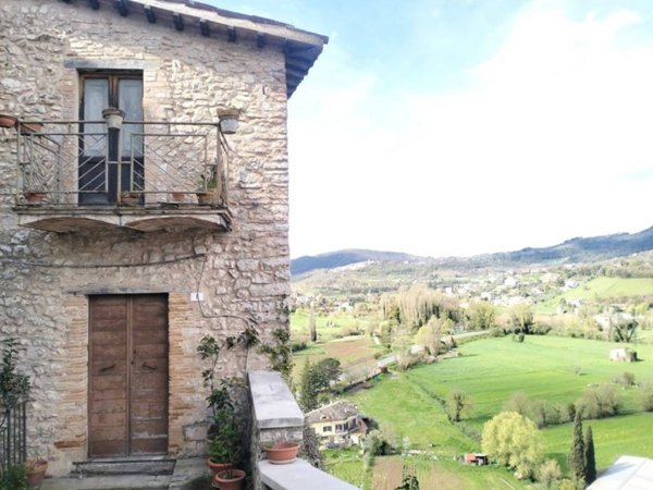 casa indipendente in vendita ad Arrone