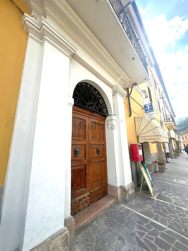 appartamento in vendita ad Arrone