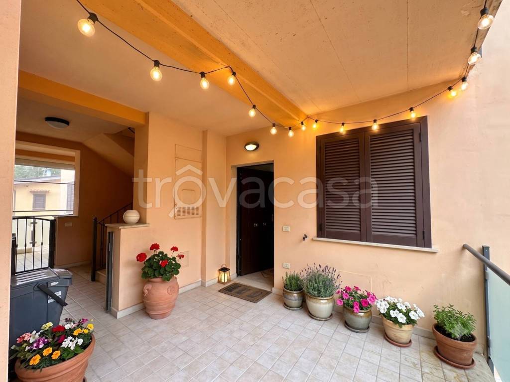 appartamento in vendita ad Arrone