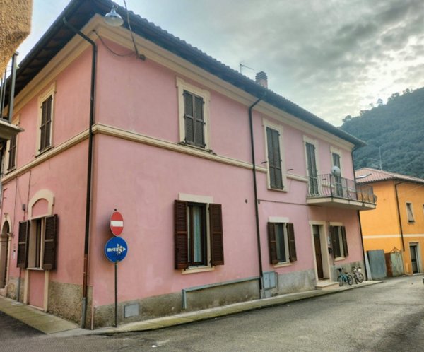 appartamento in vendita ad Arrone
