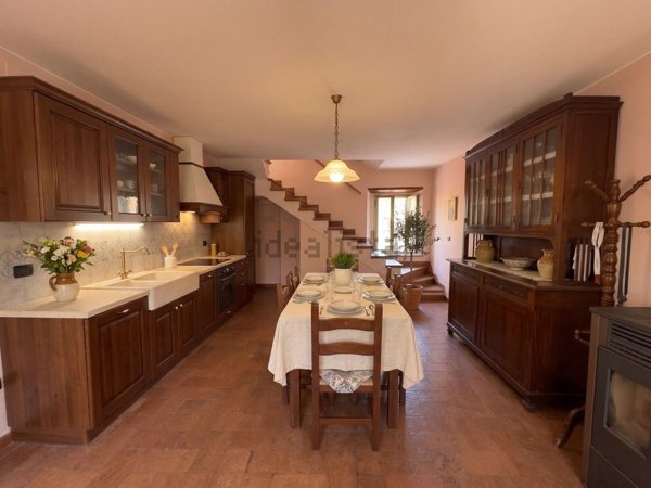 casa indipendente in vendita ad Arrone