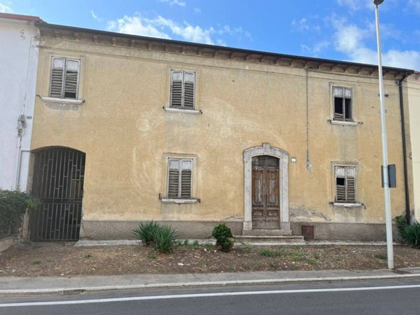 casa indipendente in vendita ad Attigliano
