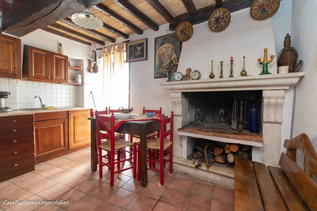 casa indipendente in vendita ad Attigliano