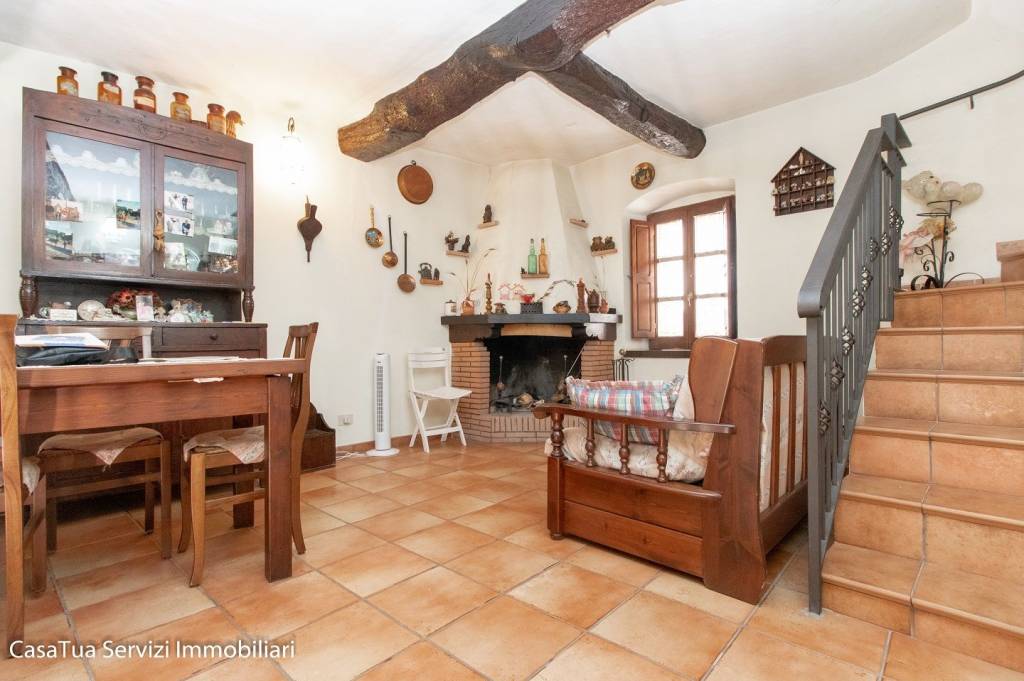 casa indipendente in vendita ad Attigliano