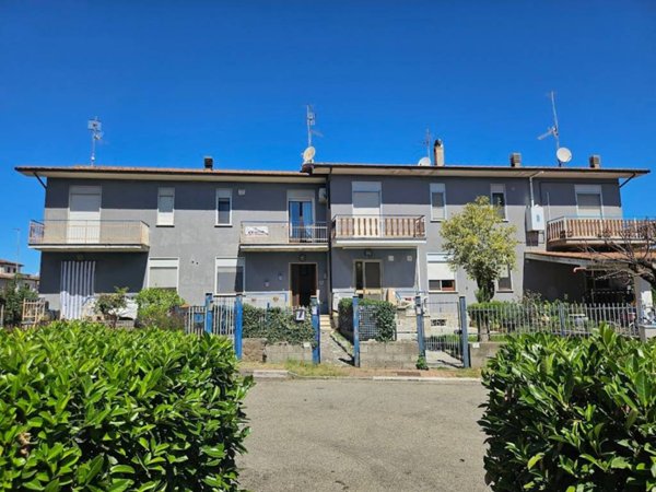 casa indipendente in vendita ad Attigliano