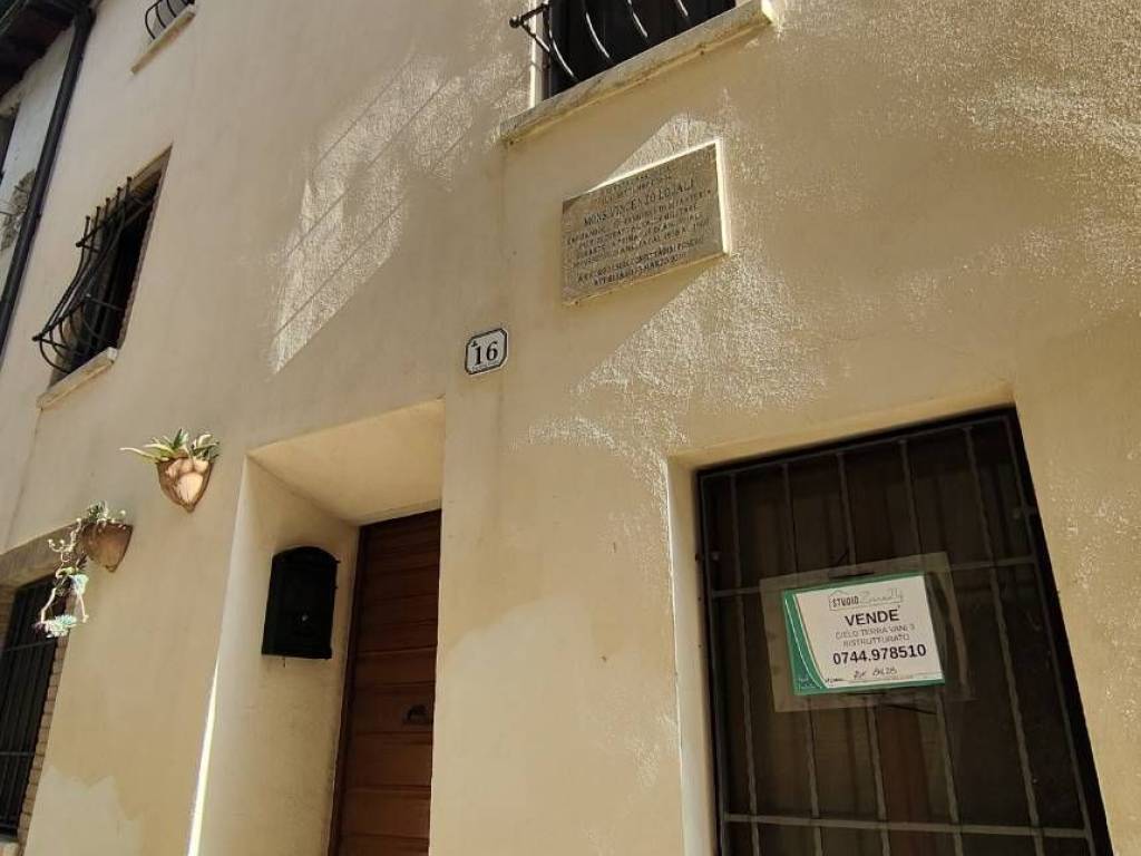 appartamento in vendita ad Attigliano