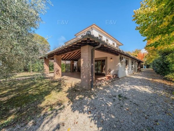 casa indipendente in vendita ad Attigliano