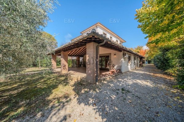 casa indipendente in vendita ad Attigliano