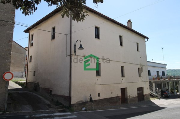 casa indipendente in vendita ad Attigliano