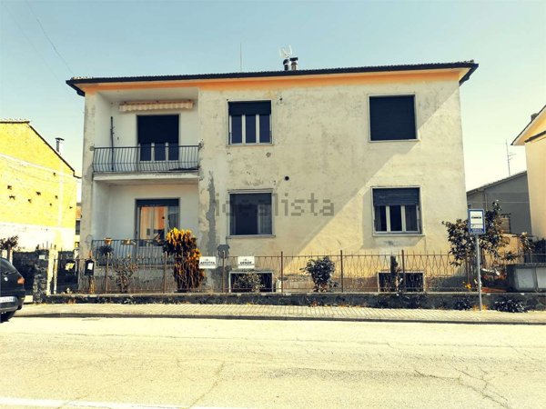 casa indipendente in vendita ad Attigliano
