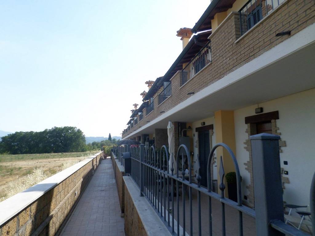 casa indipendente in vendita ad Attigliano