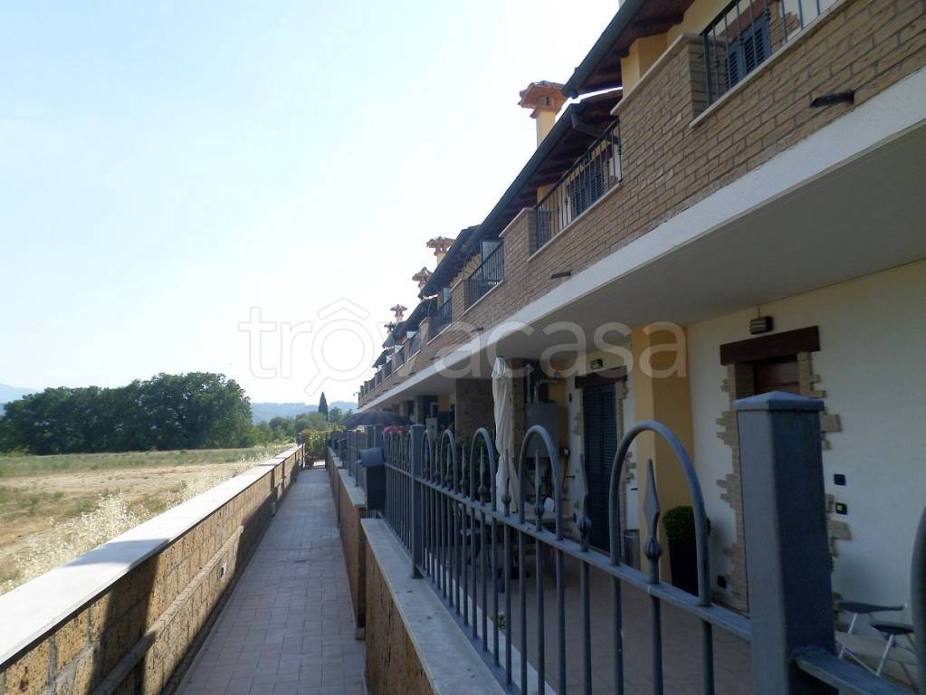 casa indipendente in vendita ad Attigliano