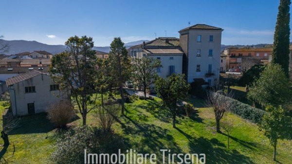 villa in vendita ad Attigliano