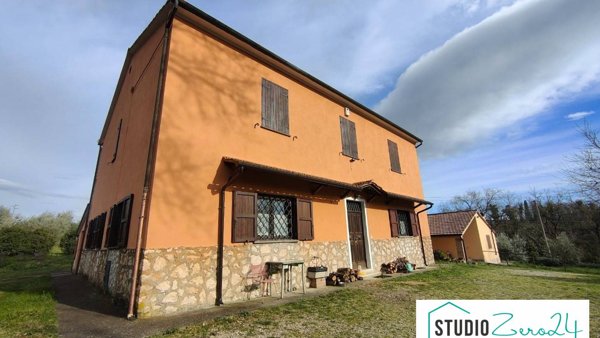 casa indipendente in vendita ad Attigliano