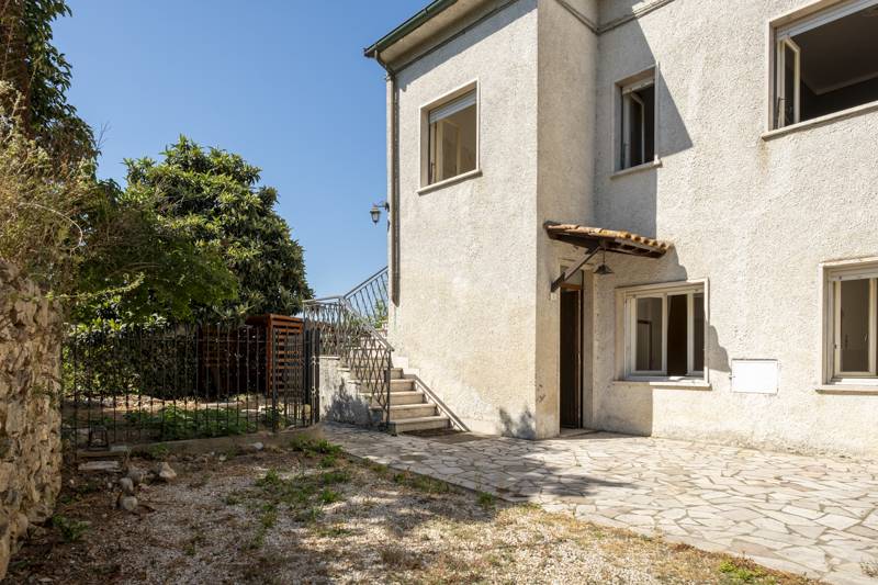casa indipendente in vendita ad Attigliano
