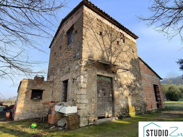 casa indipendente in vendita ad Attigliano