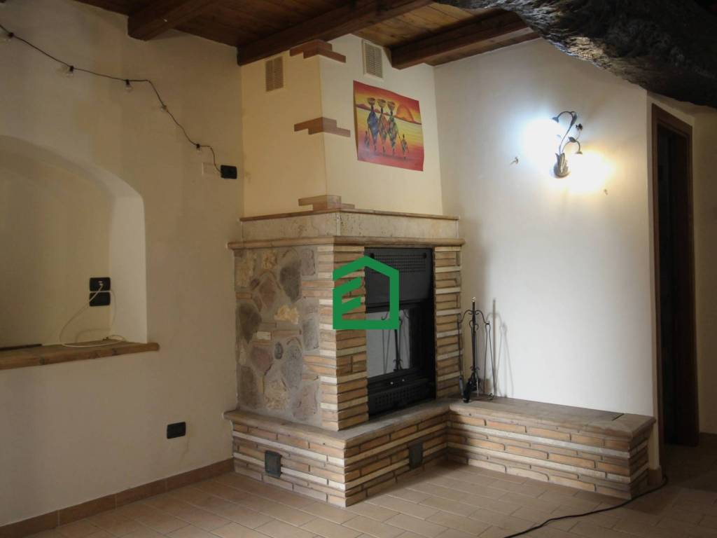 casa indipendente in vendita ad Attigliano