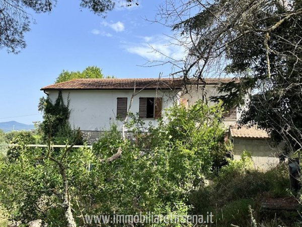 casa indipendente in vendita a Baschi