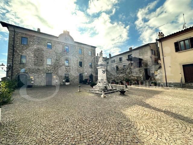 appartamento in vendita a Baschi