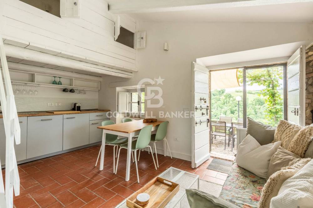 casa indipendente in vendita a Baschi