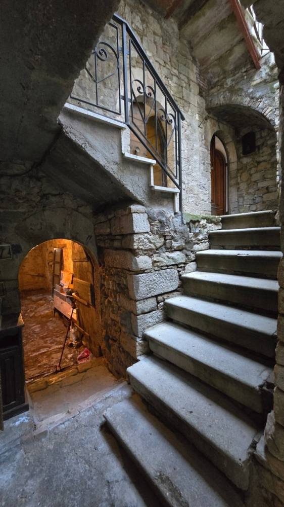 appartamento in vendita a Baschi
