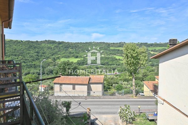 appartamento in vendita a Baschi